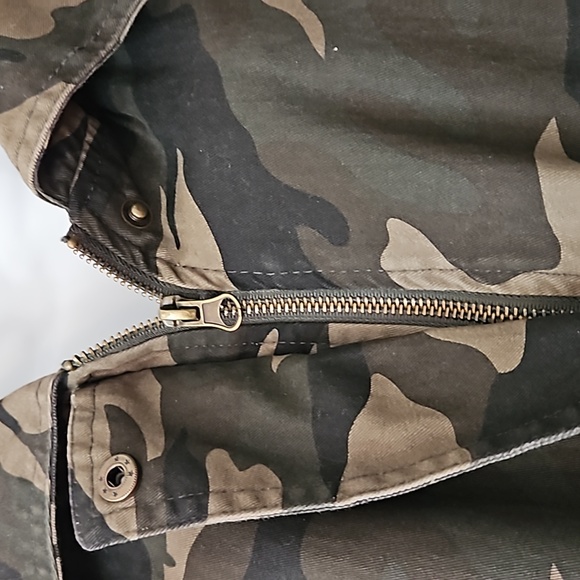 Me Jane Cotton Camo Jacket with Sequin Tiger Head Back - Picture 5 of 9